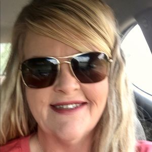 Meet your Posher, Maggie